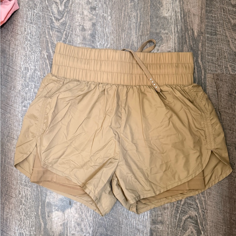 Stylish High Waist Tan Women's Shorts